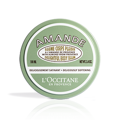 L'Occitane Almond Exfoliating Gift Set